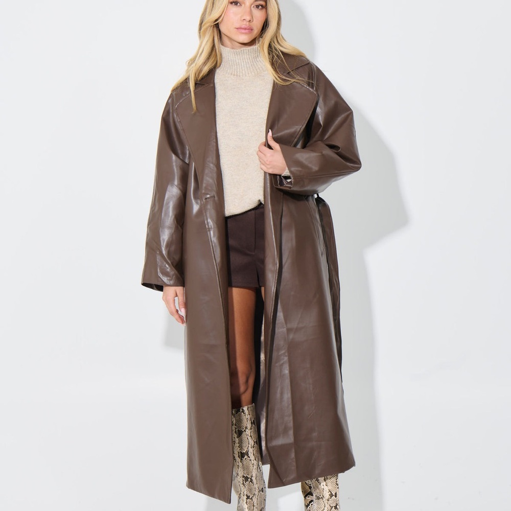 Elegant Brown Trench Coat for Women